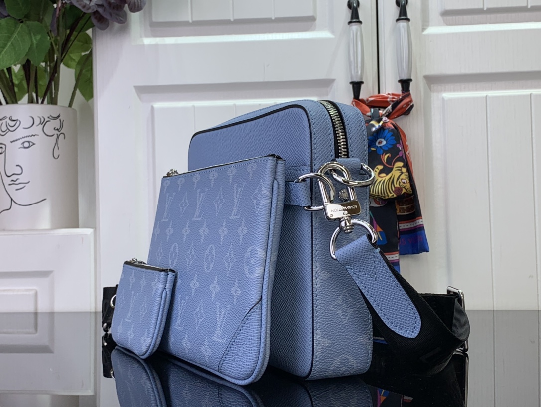 Trio Messenger Taigarama - Women Bags | LOUIS VUITTON