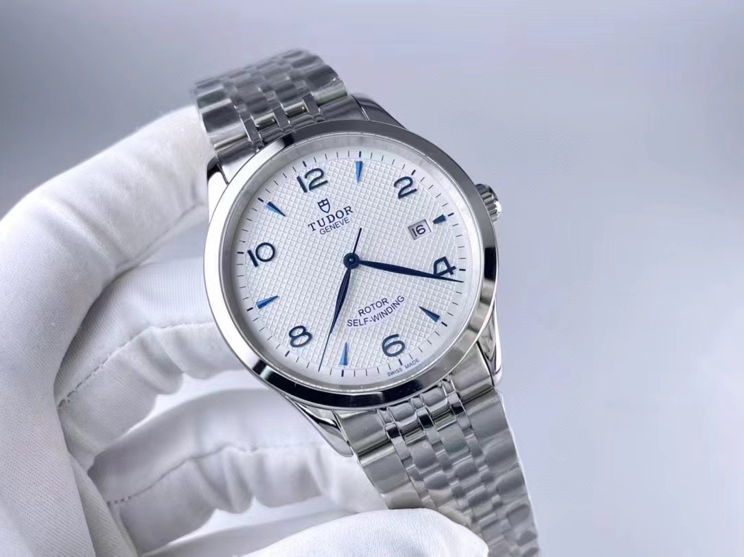 Tudor 1926 Silver Dial - Stainless Steel Automatic Watch - Image 2