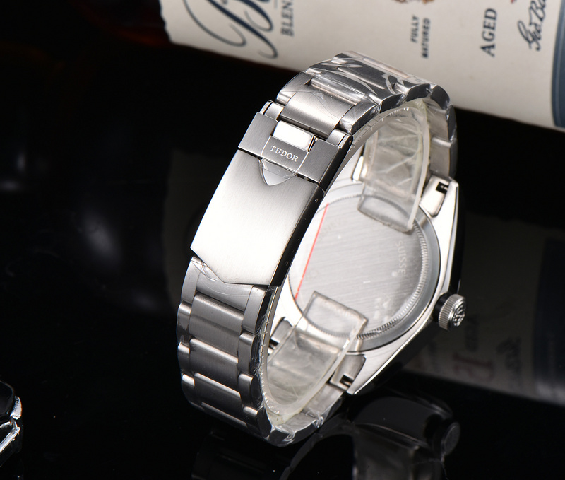 Tudor Black Bay 41 - Stainless Steel Automatic Watch - Image 2