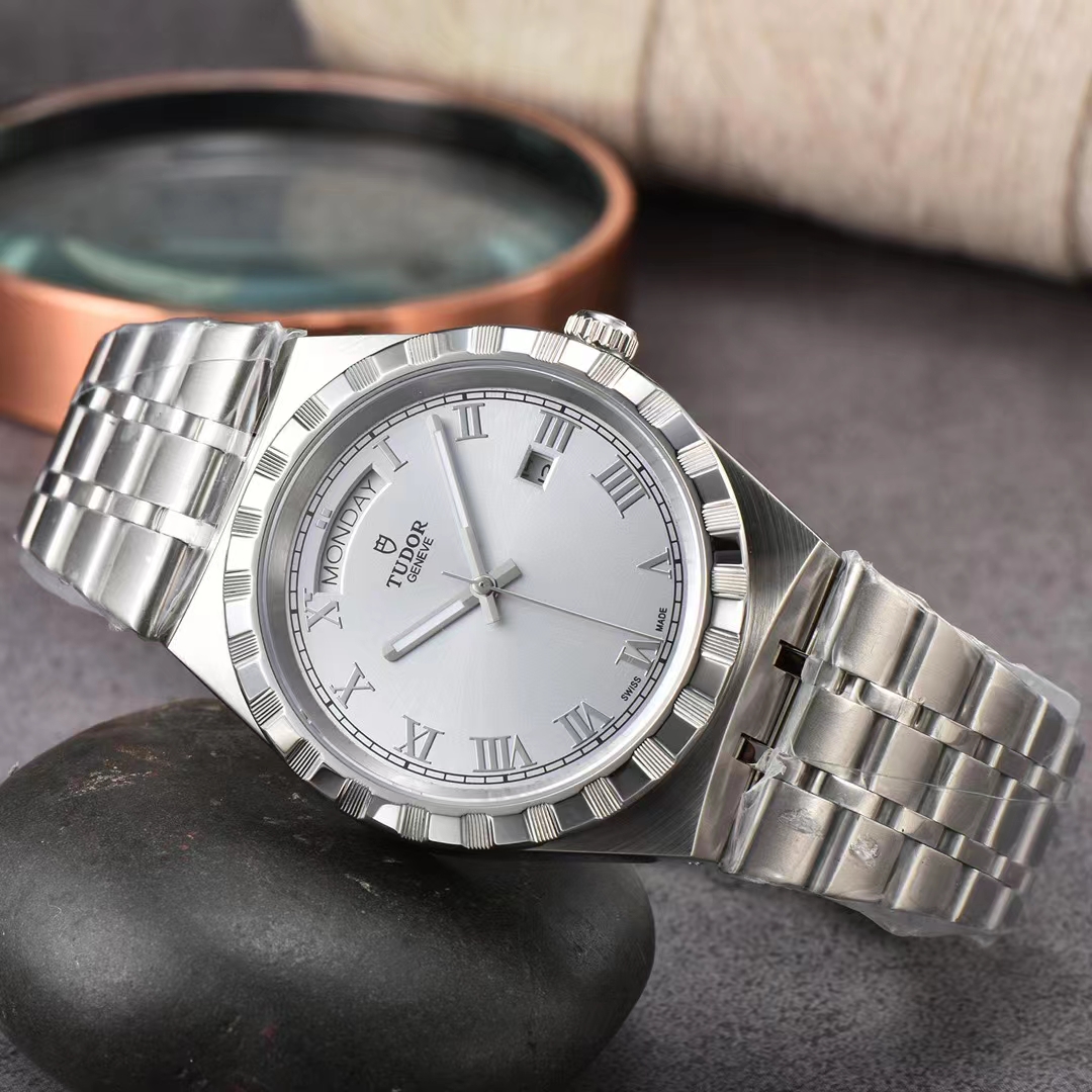 Tudor Glamour Date-Day Silver Dial - Tudor Glamour Date-Day - Silver - Image 4