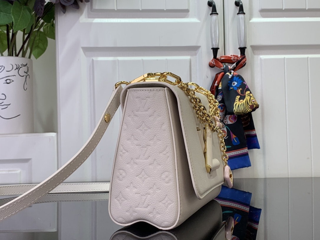 Twist MM Slim Other Leathers Louis Vuitton