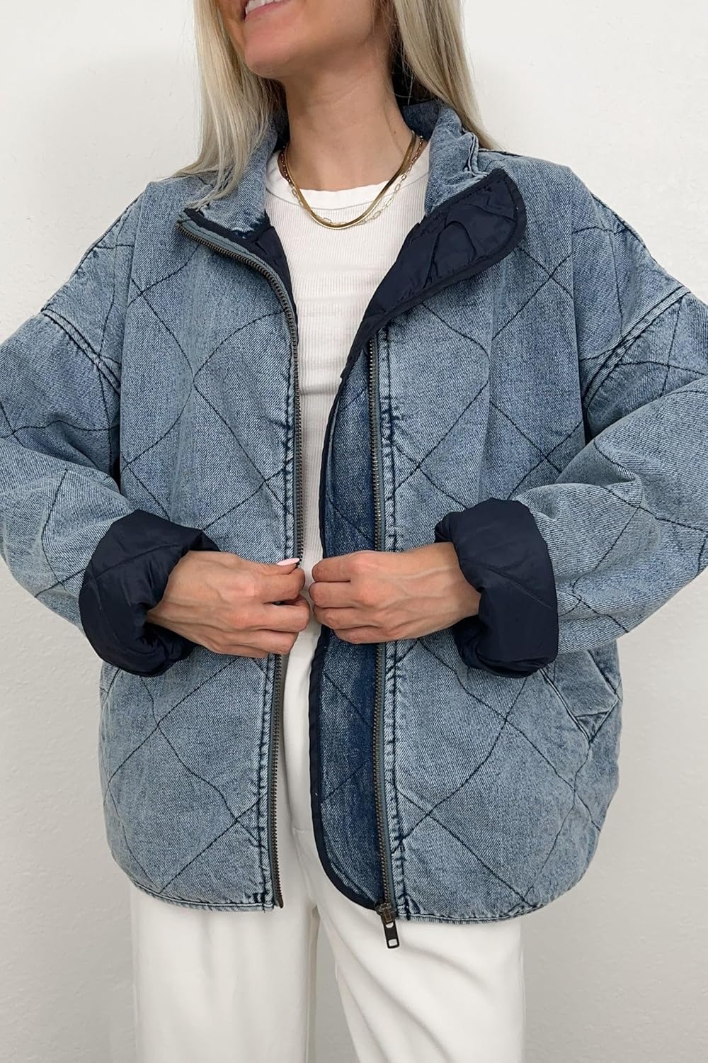 utcoco Women’s Oversized Long Sleeve Denim Jacket Casual Loose Fit Zip Up Jean Quilted Jackets Coat with Pockets