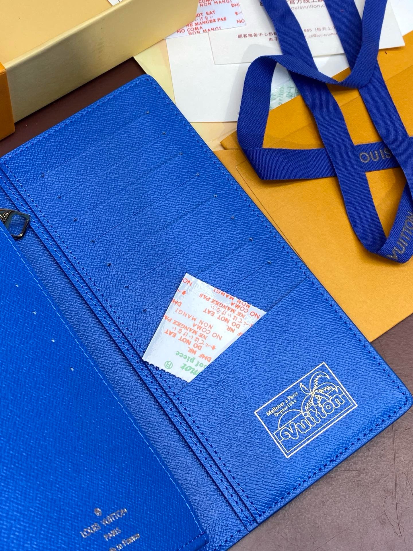 Ví Louis Vuitton Pocket Organiser ‘Blue’