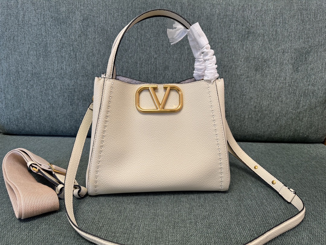 Valentino Garavani Alltime small handbag for Women - White in