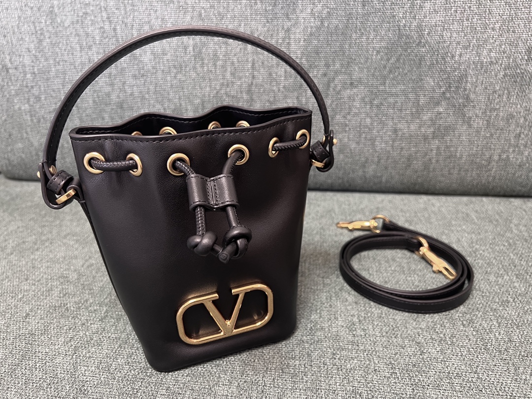 Valentino Garavani Black Mini VLogo Signature Bag Valentino