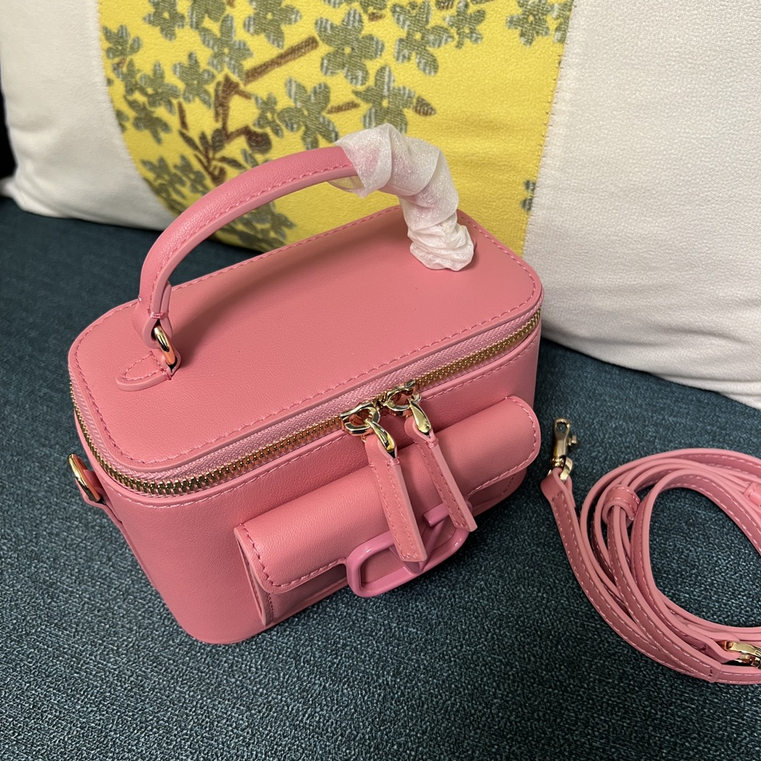 Valentino Garavani Locò Mini Bag | pink|