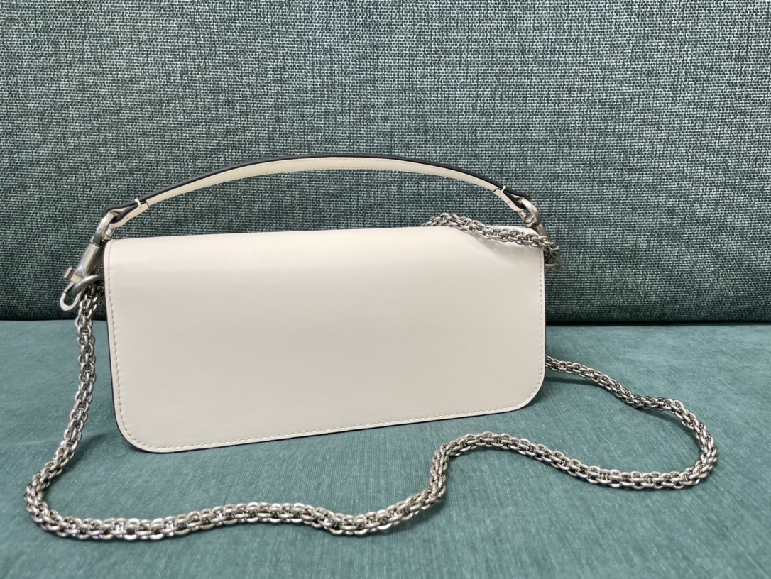Valentino Garavani Locò Small Shoulder Bag With Jewel Logo |