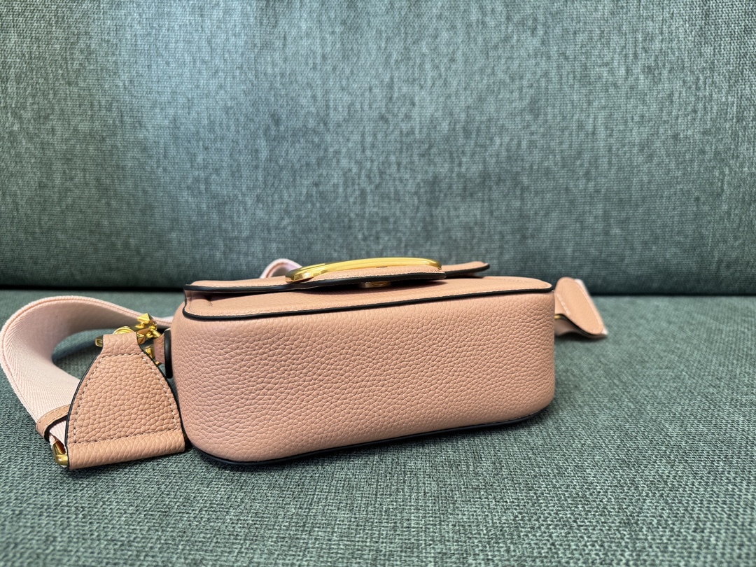 Valentino Garavani Micro Locò Leather Shoulder Bag | Neutrals |