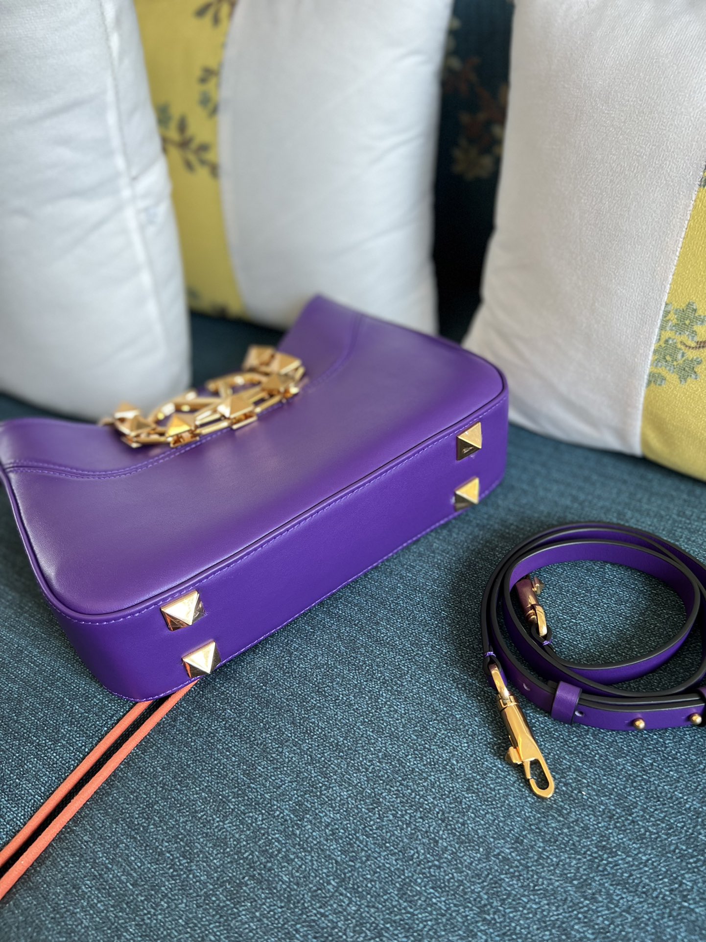 VALENTINO GARAVANI Nappa Stud Sign Hobo Indian Violet