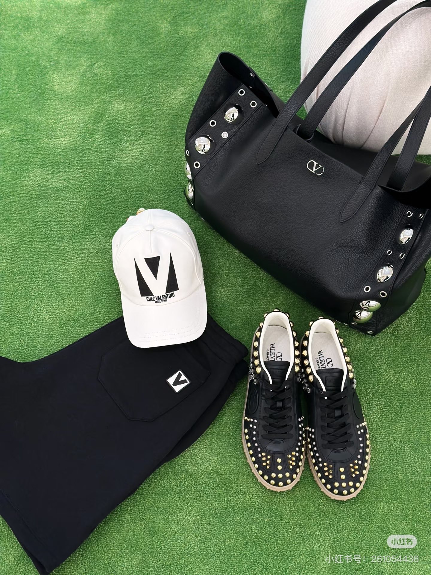 Valentino Garavani Nellcôte large suede shopping bag | Luisa World