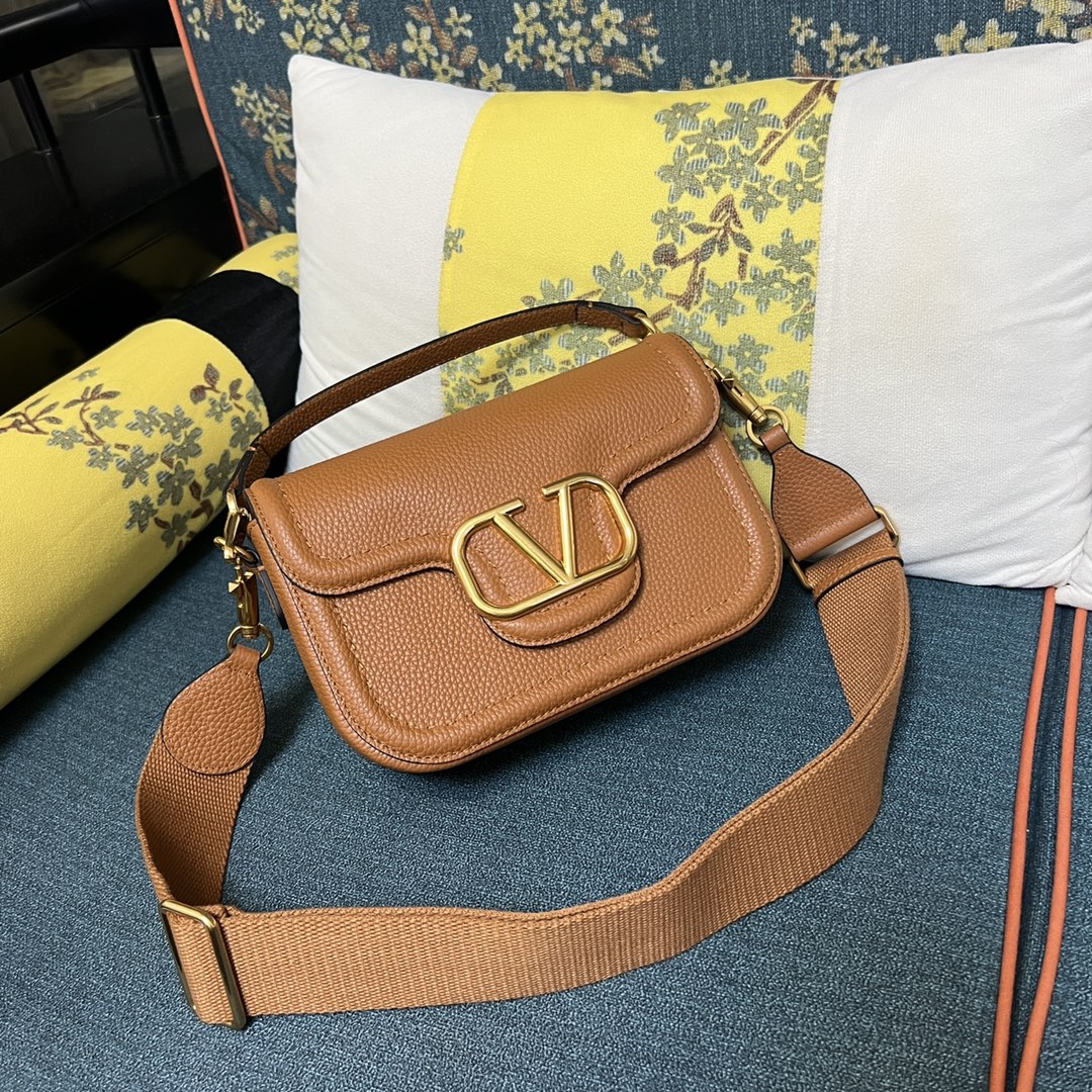 Valentino Garavani Outlet: Shoulder bag woman - Beige |