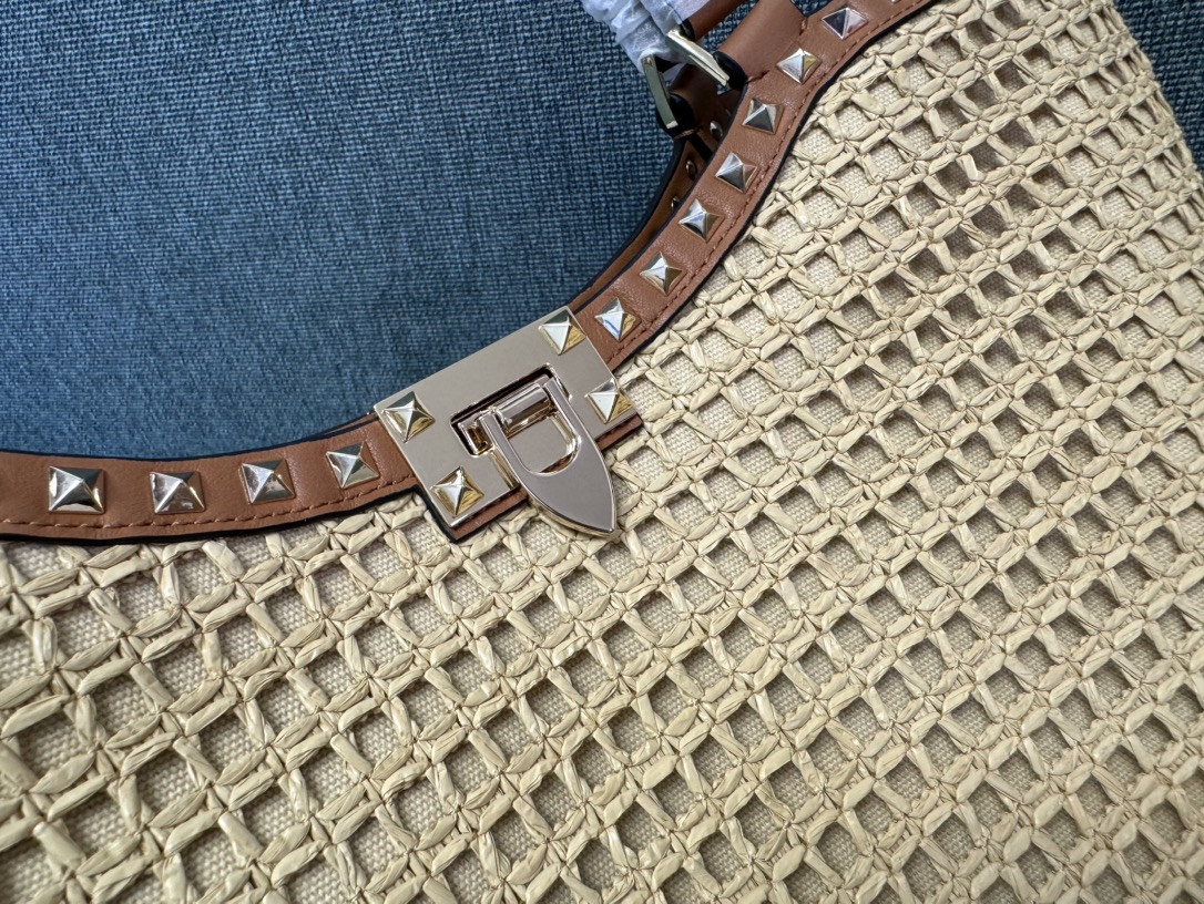 Valentino Garavani Rockstud Leather-Trimmed Raffia