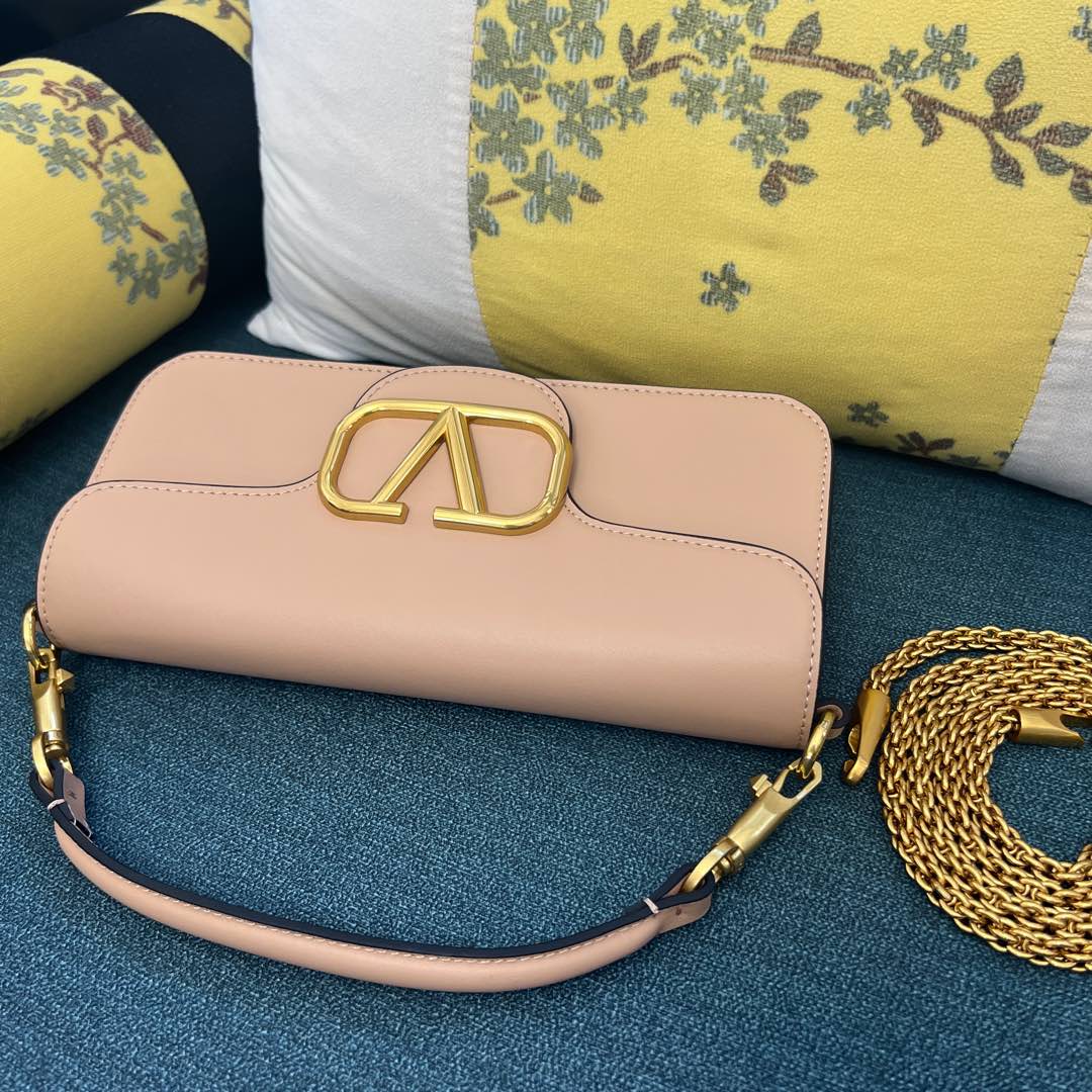 Valentino Garavani Shoulder bag for Women SS25 |