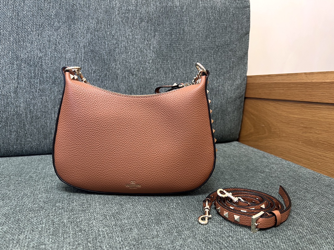 Valentino Garavani Small Rockstud Shoulder Bag | Brown