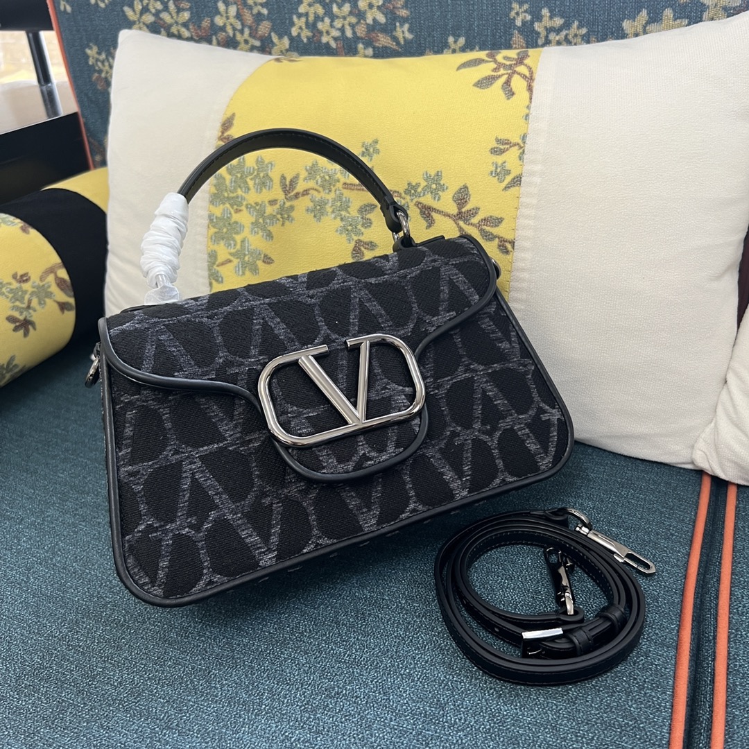 VALENTINO GARAVANI VLOGO plaque-embellished brand-print woven and leather