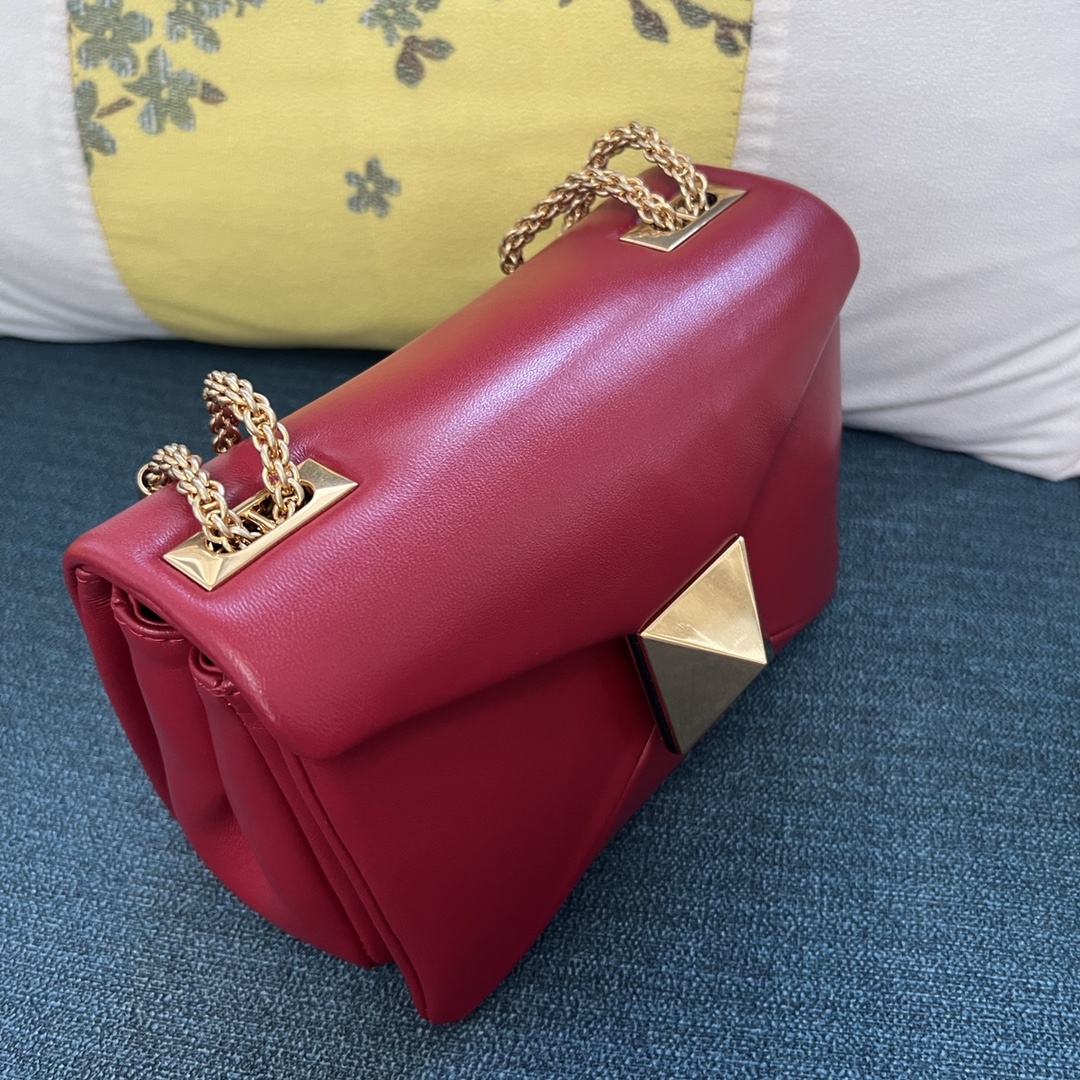 Valentino One Stud Shoulder Bag - Red Shoulder Bags, Handbags - VAL459496