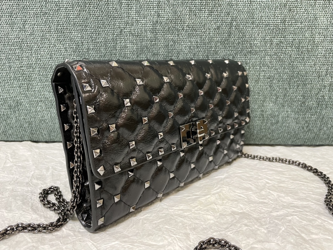 Valentino Quilted Clutch - Black Crossbody Bags, Handbags -