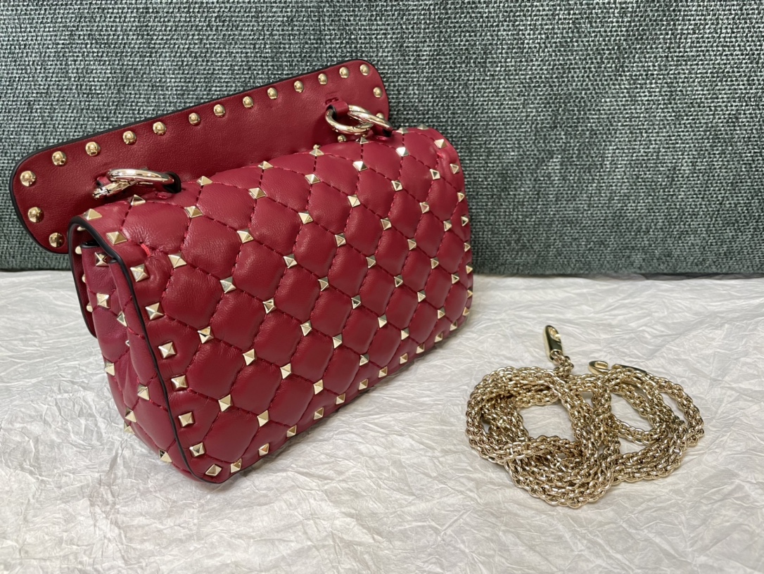 Valentino Red Quilted Leather Small Rockstud Spike Chain Shoulder Bag Valentino | TLC