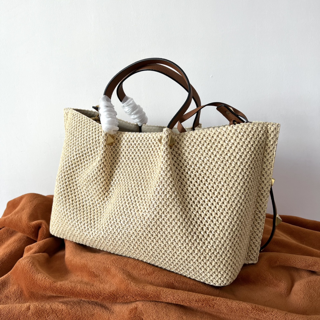 Valentino Straw Rockstud Tote Bag - Brown Totes, Handbags - VAL39725