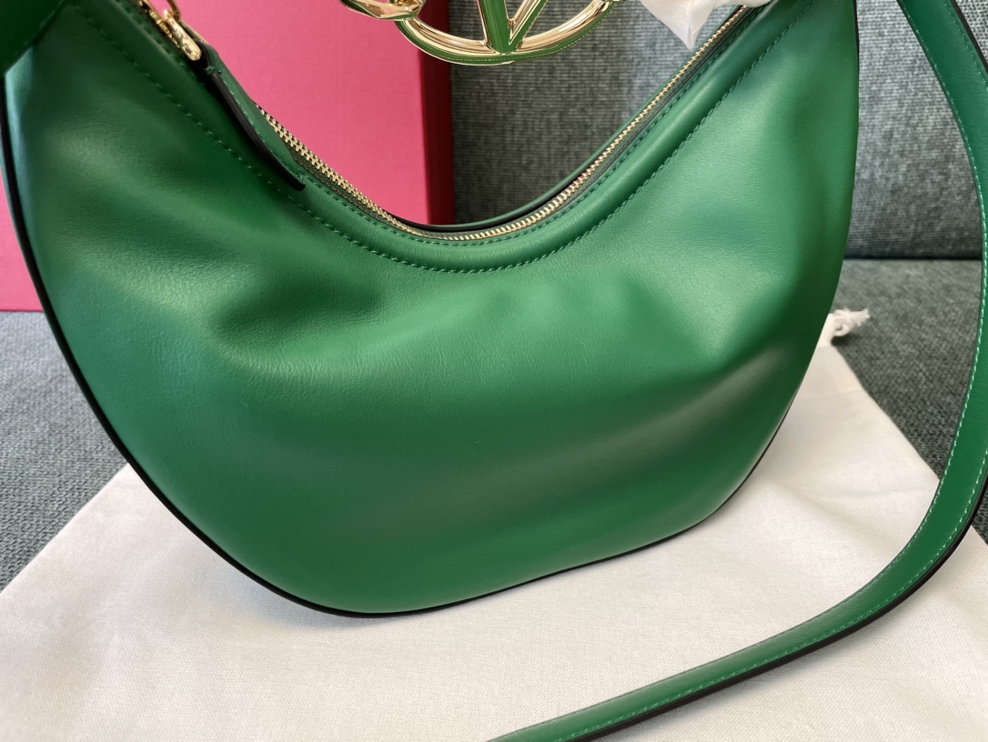 Valentino Vlogo Moon Medium Grainy Calfskin Hobo Bag With Chain green