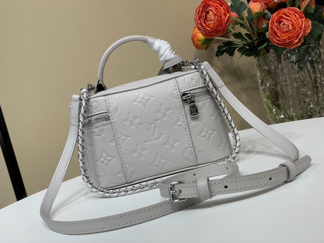 Vanity Chain Pouch Monogram Empreinte Leather - Women -Louis Vuitton