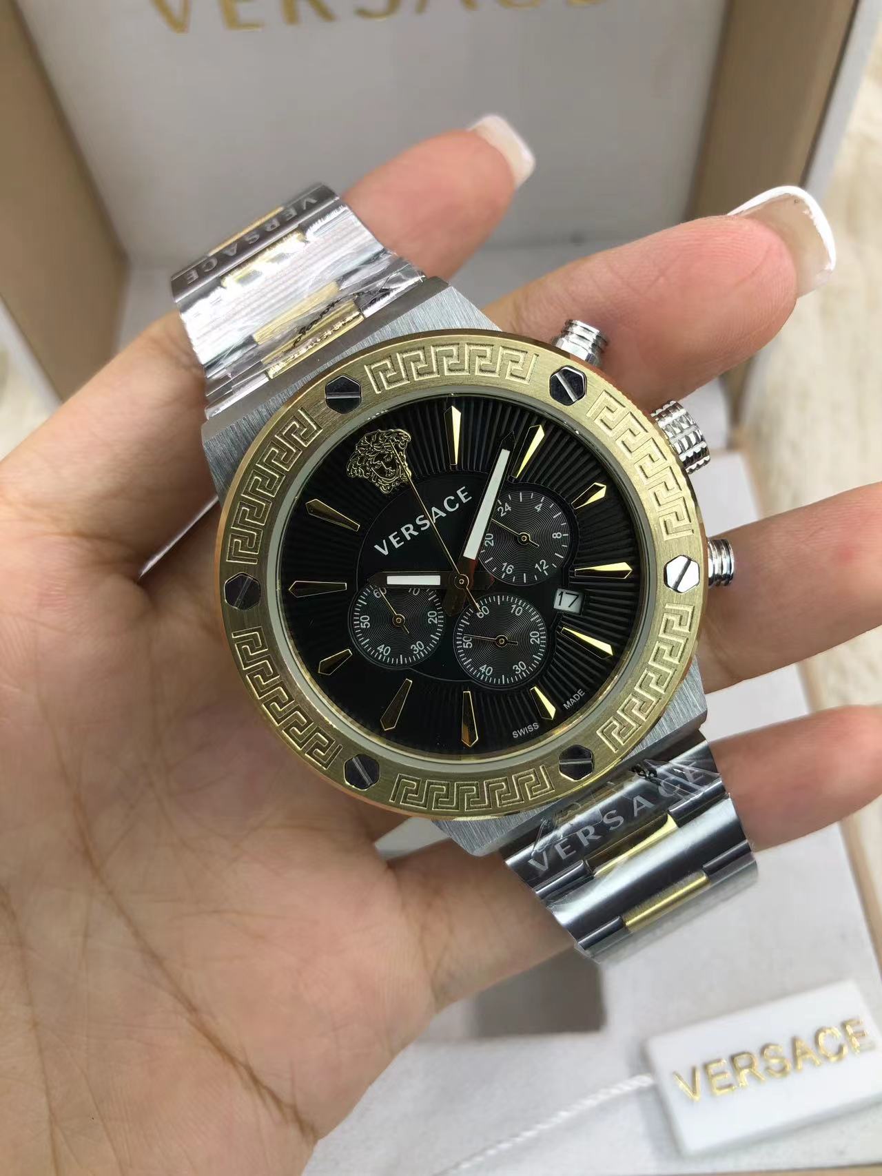Versace Chrono Black Marble - Men's Luxury Watch - Image 19