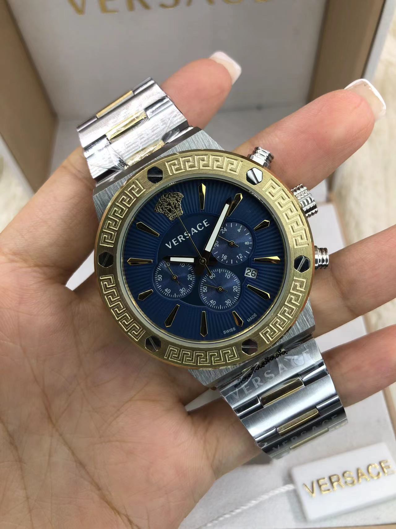 Versace Chrono Black Marble - Men's Luxury Watch - Image 8