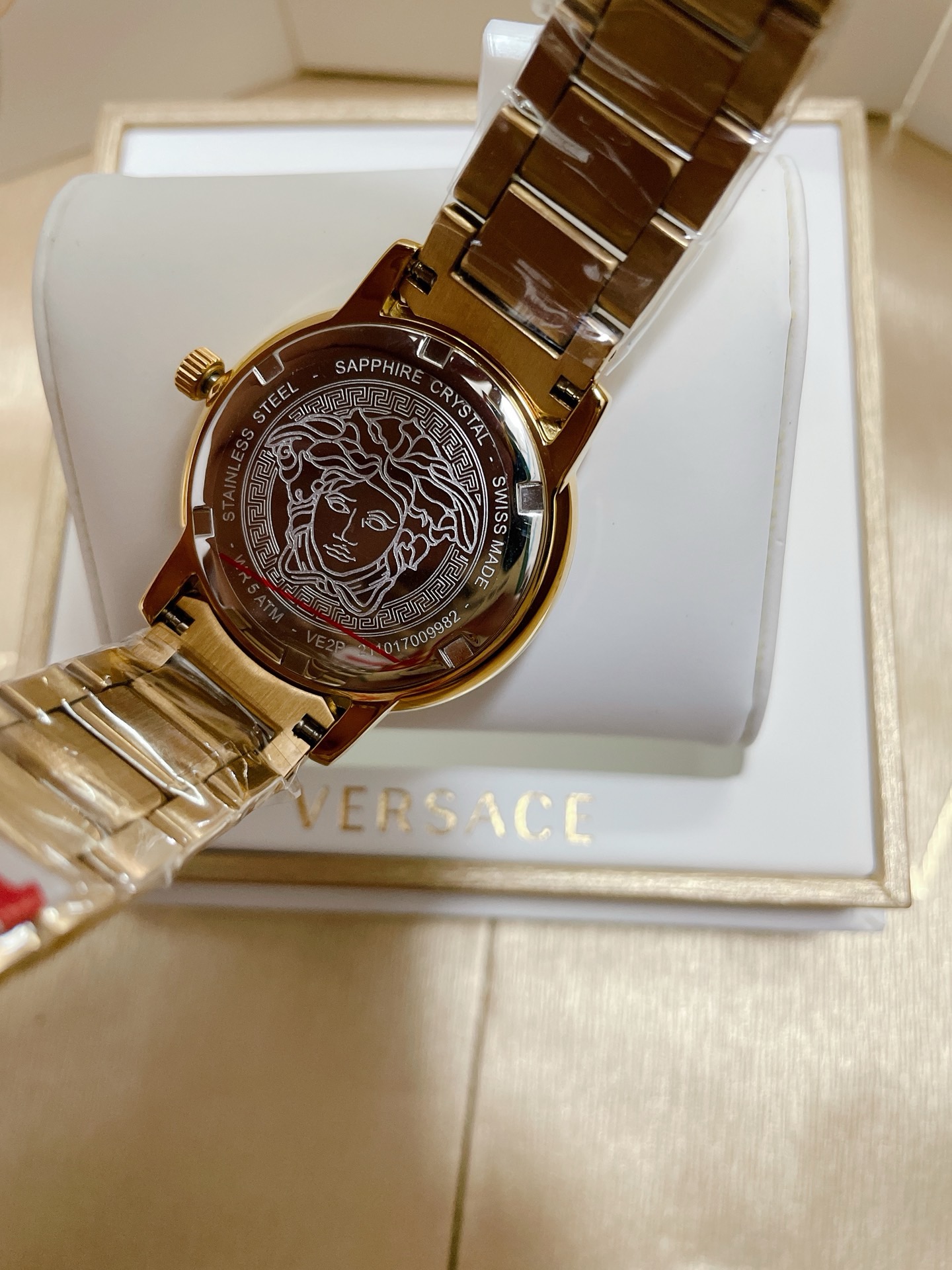 black Versace Greca Gold Watch - Versace Greca Gold Watch - Black Dial - Image 5