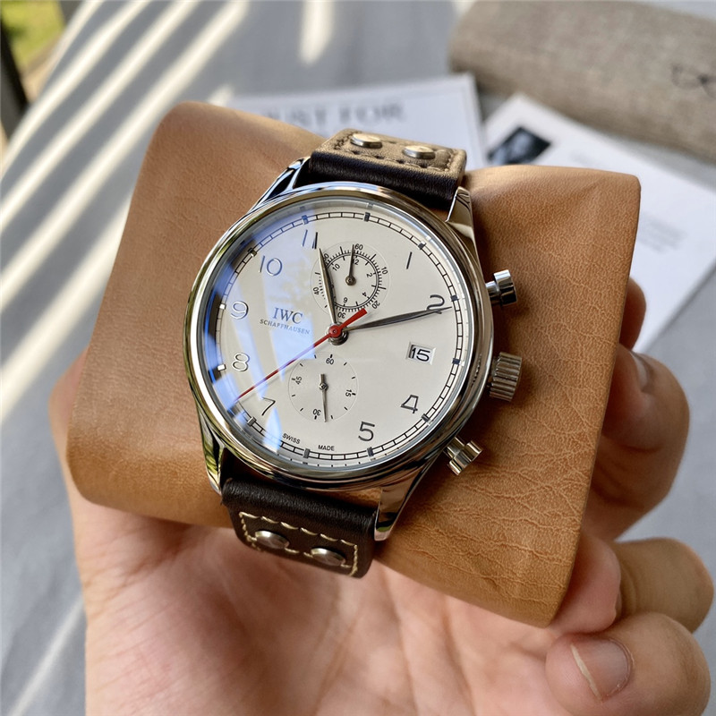IWC Silver Chronograph Watch - IWC Schaffhausen Chronograph - Silver - Image 3
